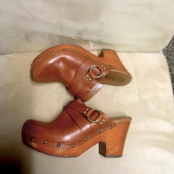 Kirk s Ease Leather Wooded Heel Mules - Picture 2 of 9